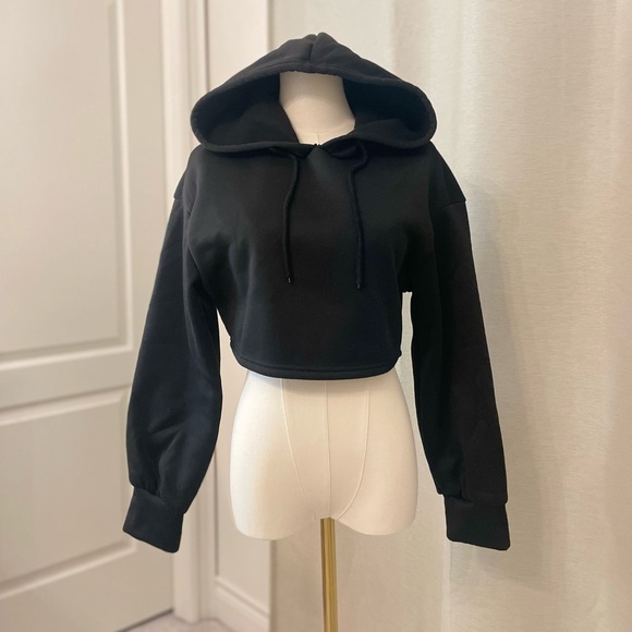 Black Cropped Sweatshirt Hoodie - Picture 2 of 5